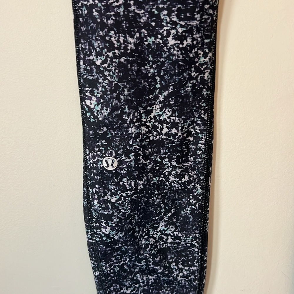 Lululemon Speed Tight ll Luxtreme in Rocky Road size 2 - Picture 7 of 8